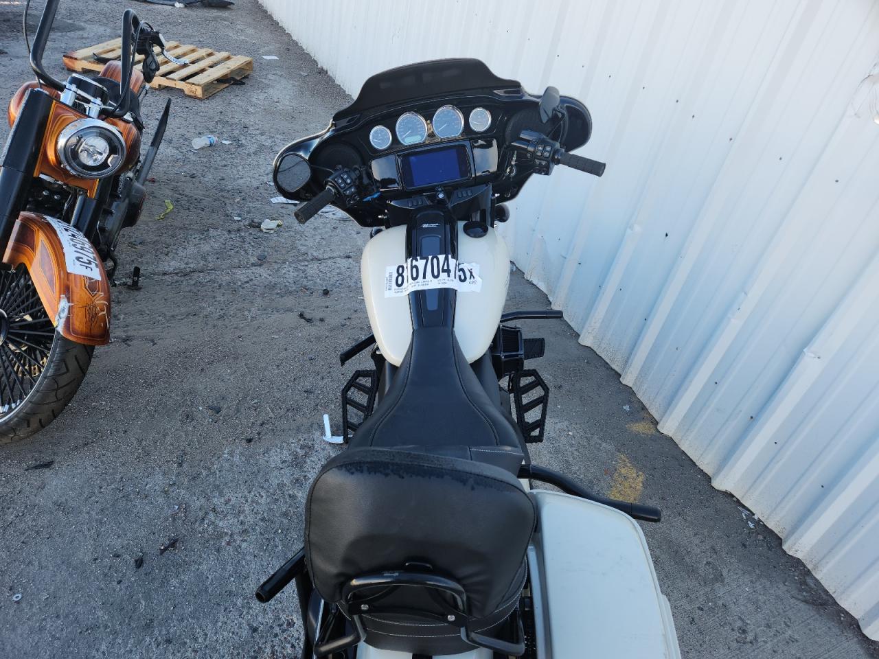 2023 Harley-Davidson Flhxst VIN: 1HD1ABL13PB652464 Lot: 81670475