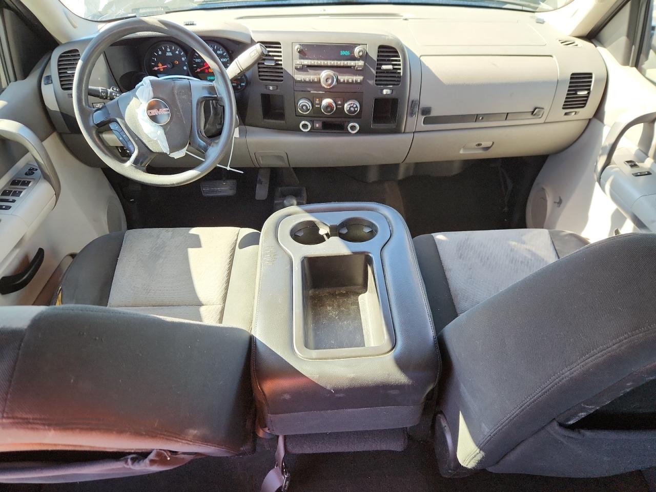 2009 GMC Sierra K1500 VIN: 3GTEK13399G152914 Lot: 84643315