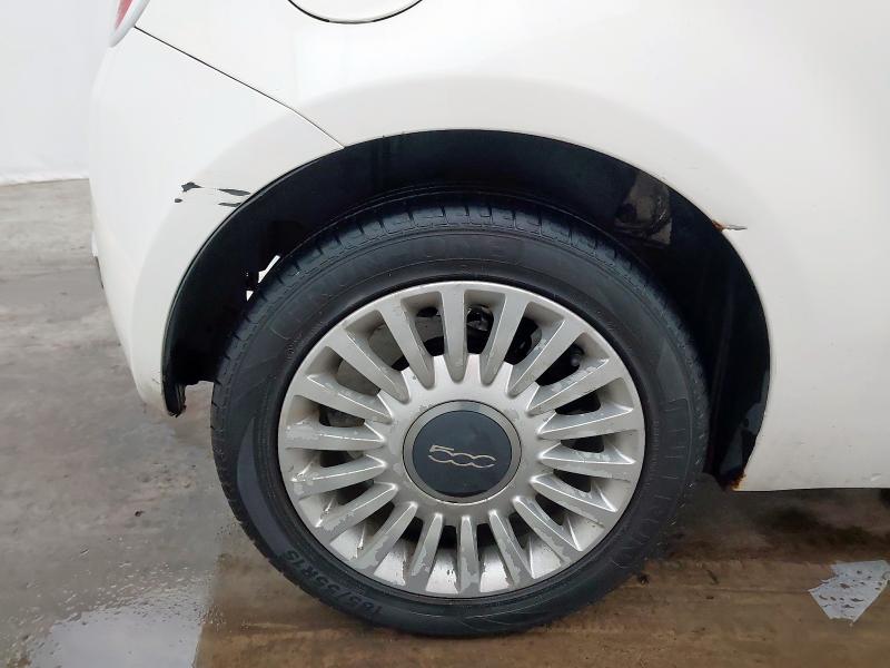 2011 FIAT 500 LOUNGE 