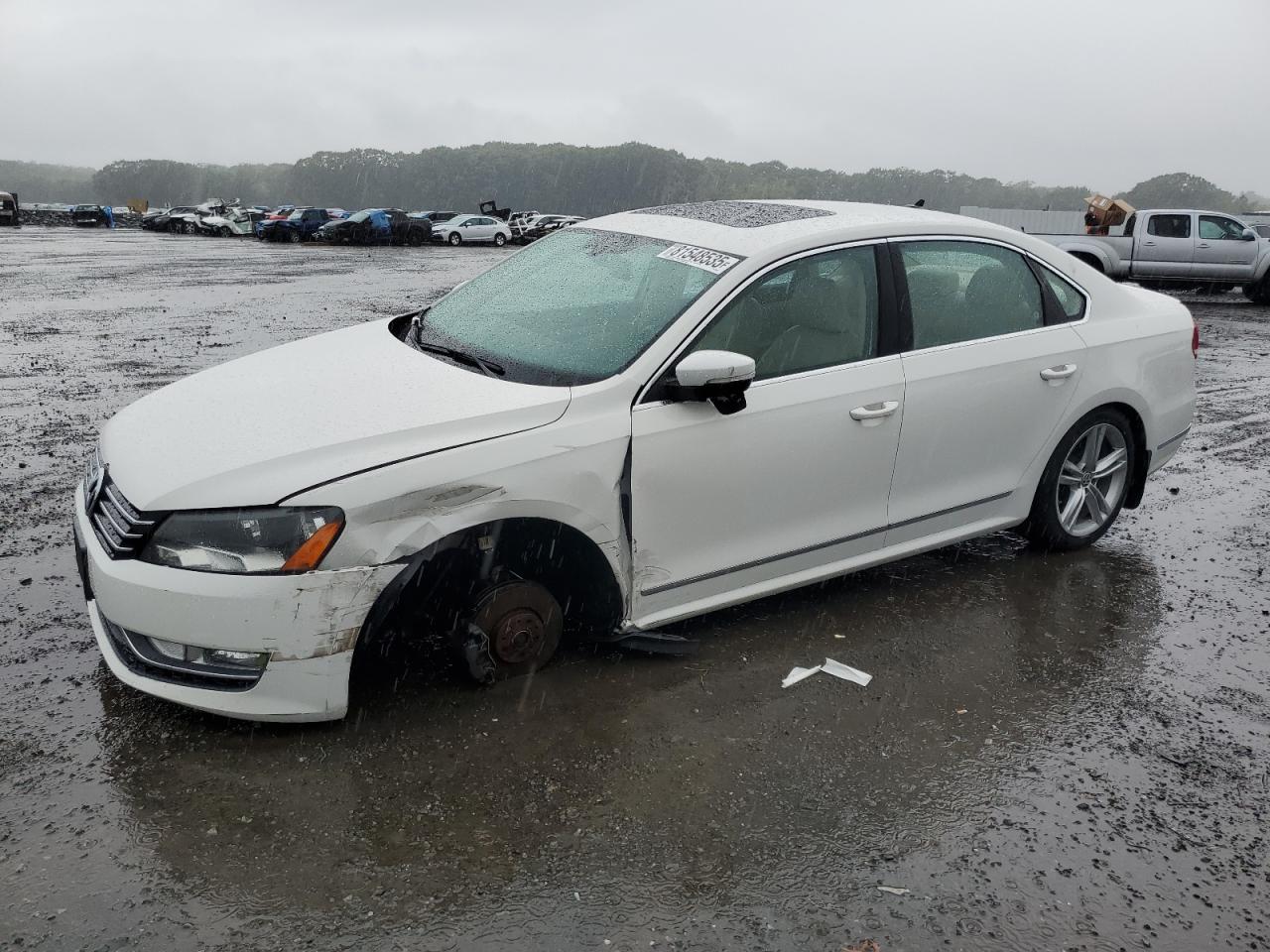 2015 Volkswagen Passat Sel VIN: 1VWCT7A32FC062672 Lot: 81548535