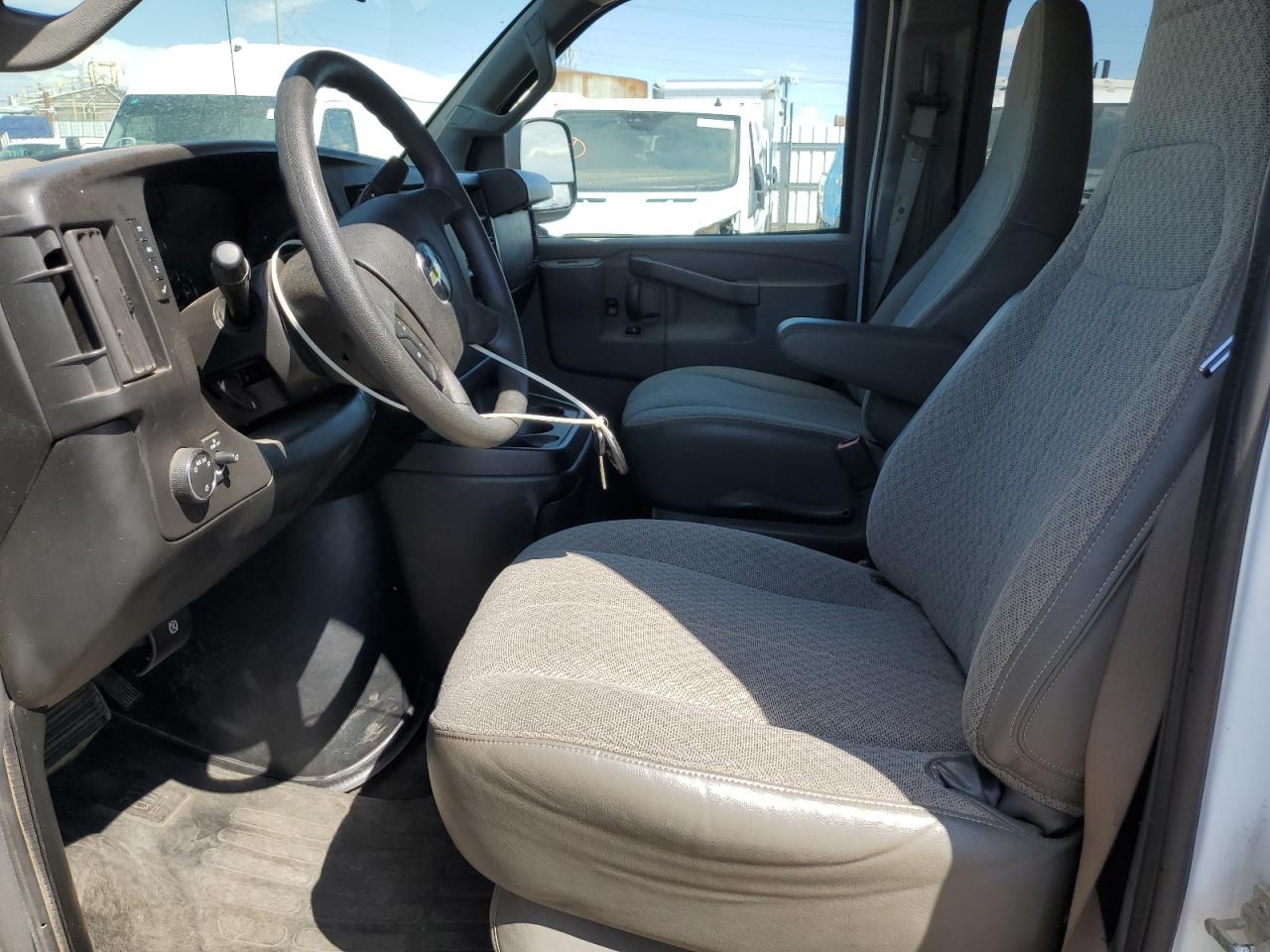 2017 Chevrolet Express G2500 Lt VIN: 1GAWGFFF8H1254333 Lot: 81511765