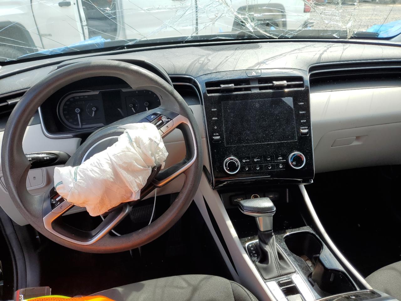 2022 Hyundai Tucson Sel VIN: 5NMJB3AE9NH085812 Lot: 70197065
