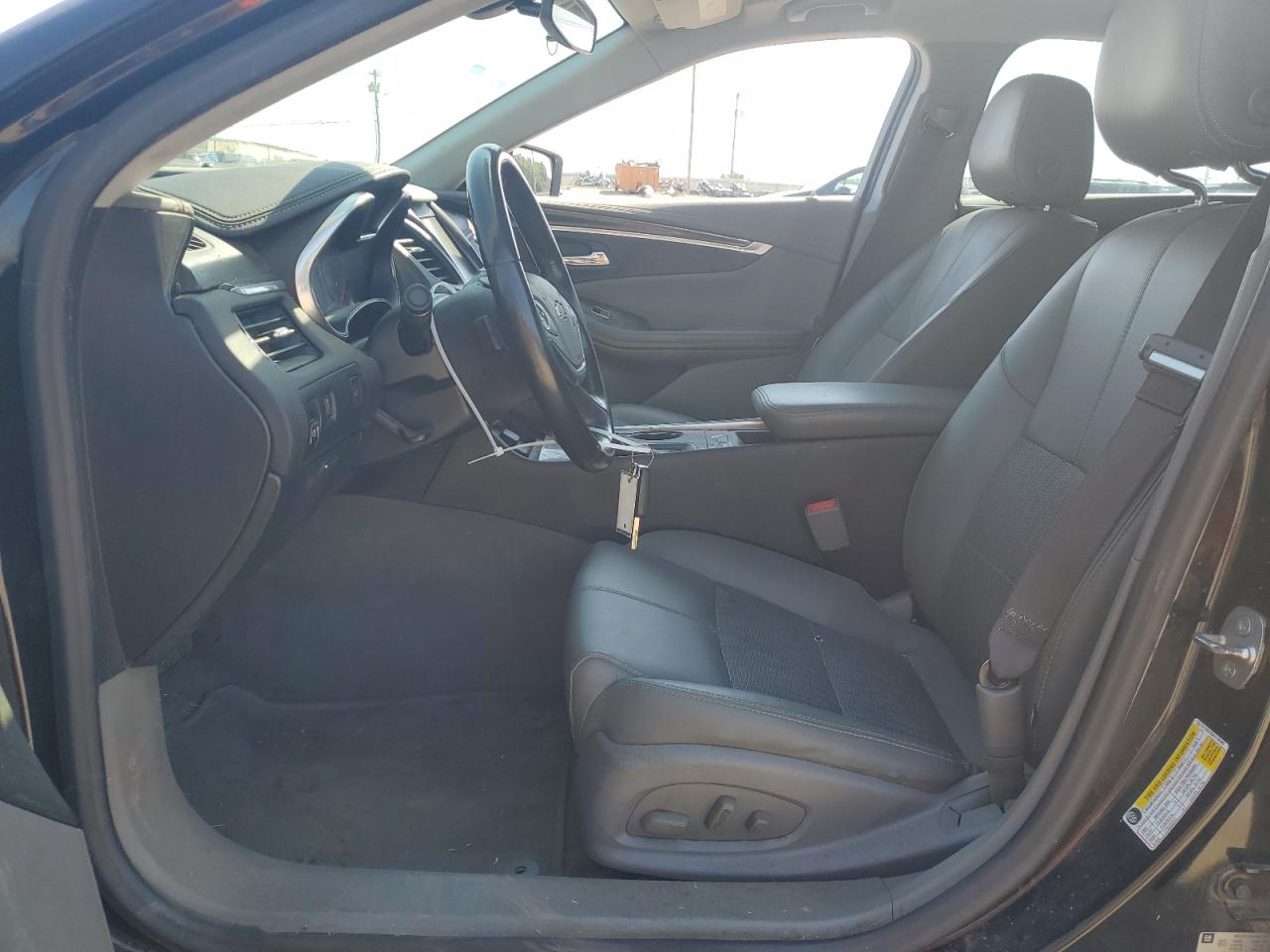 2017 Chevrolet Impala Lt VIN: 1G1105S38HU195688 Lot: 81879545