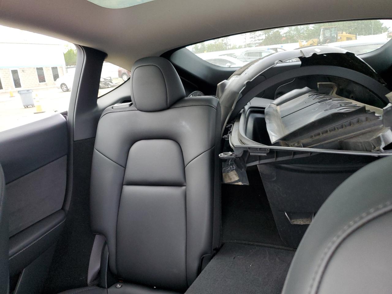 2024 Tesla Model Y VIN: 7SAYGDED5RF154013 Lot: 80687695