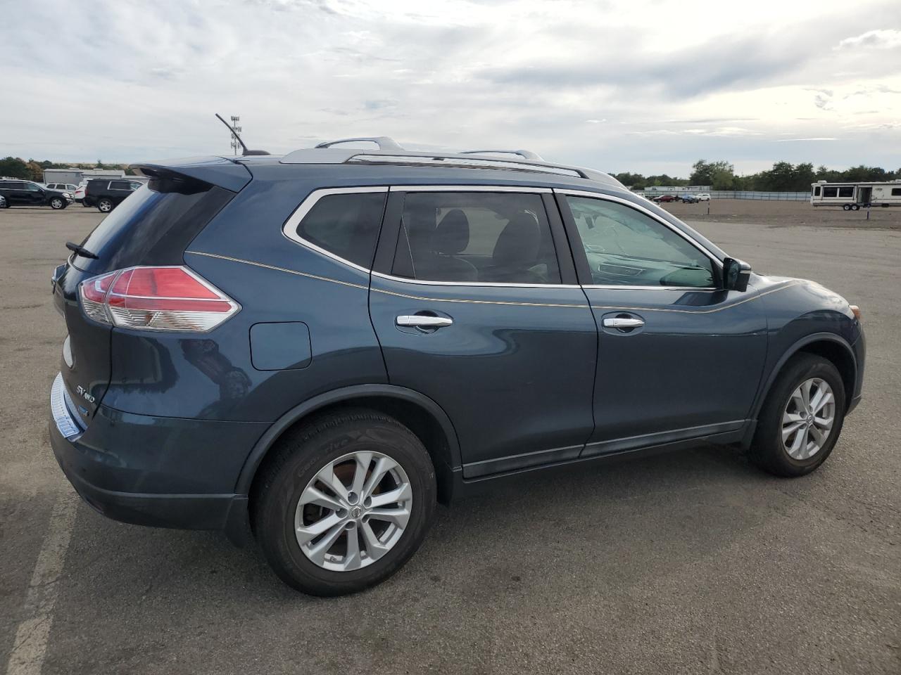 2014 Nissan Rogue S VIN: 5N1AT2MV8EC854801 Lot: 80275365