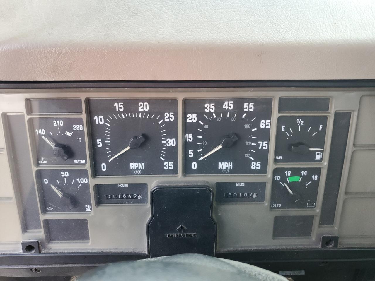 2001 International 4700 Flatbed Truck VIN: 1HTSCABM91H362100 Lot: 71422105