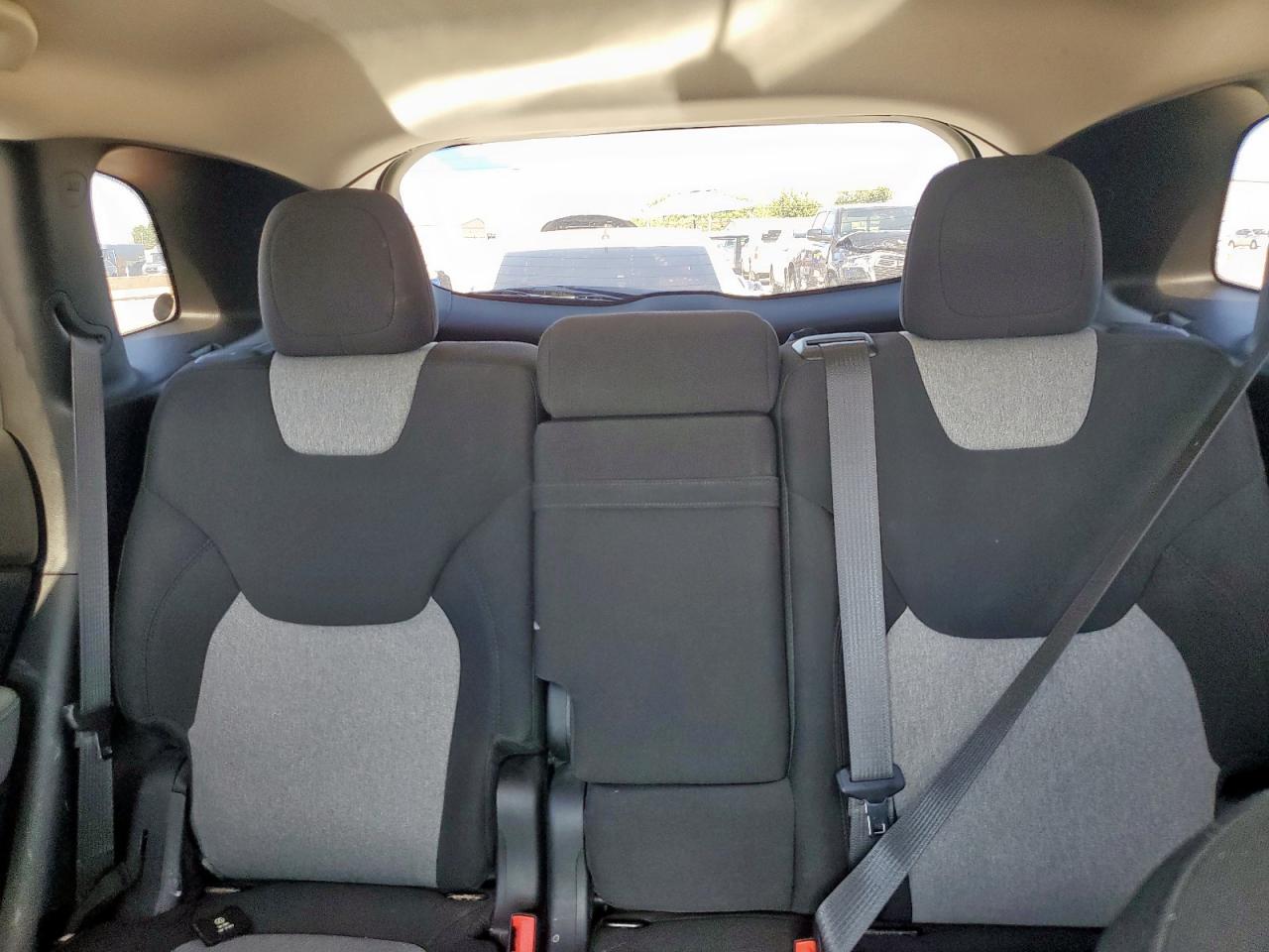 2014 Jeep Cherokee Latitude VIN: 1C4PJLCS1EW117181 Lot: 83802585