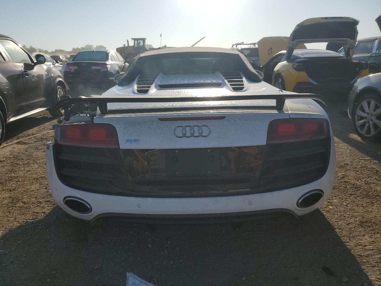 2011 Audi R8 5.2 Quattro VIN: WUAVNAFG0BN002003 Lot: 84017155