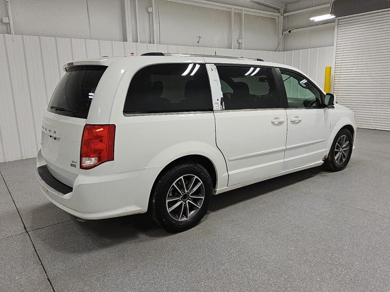 2017 Dodge Grand Caravan Sxt VIN: 2C4RDGCG0HR847924 Lot: 81512055