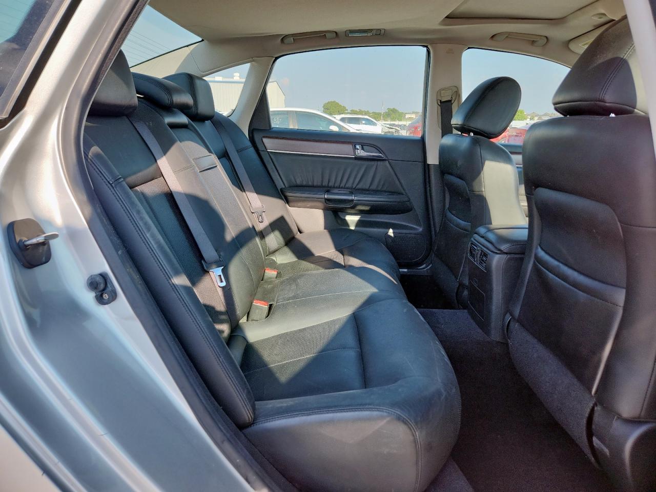 2010 Infiniti M35 Base VIN: JN1CY0AP1AM912084 Lot: 81139605