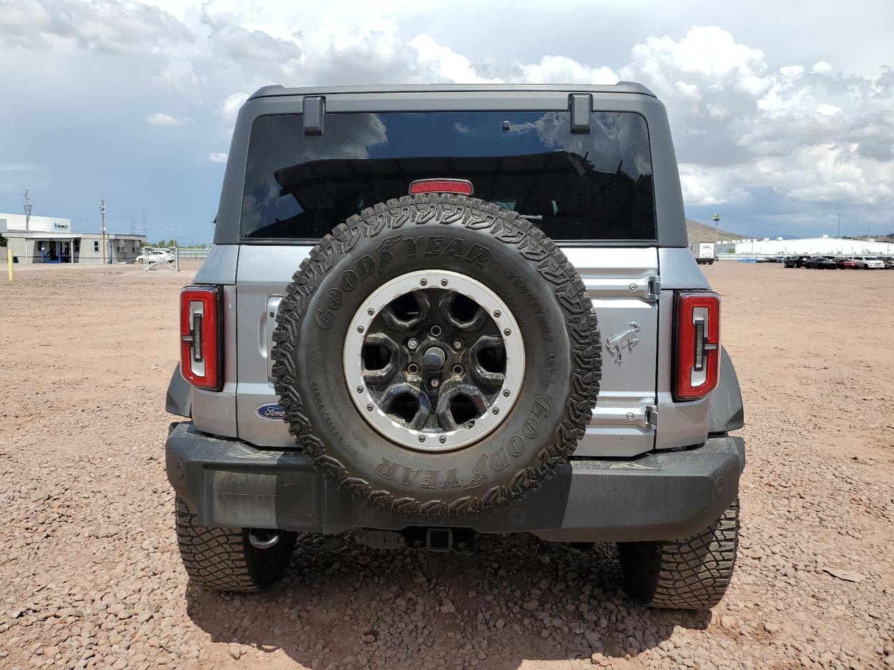 2023 Ford Bronco Base VIN: 1FMEE5DPXPLB58944 Lot: 71264465