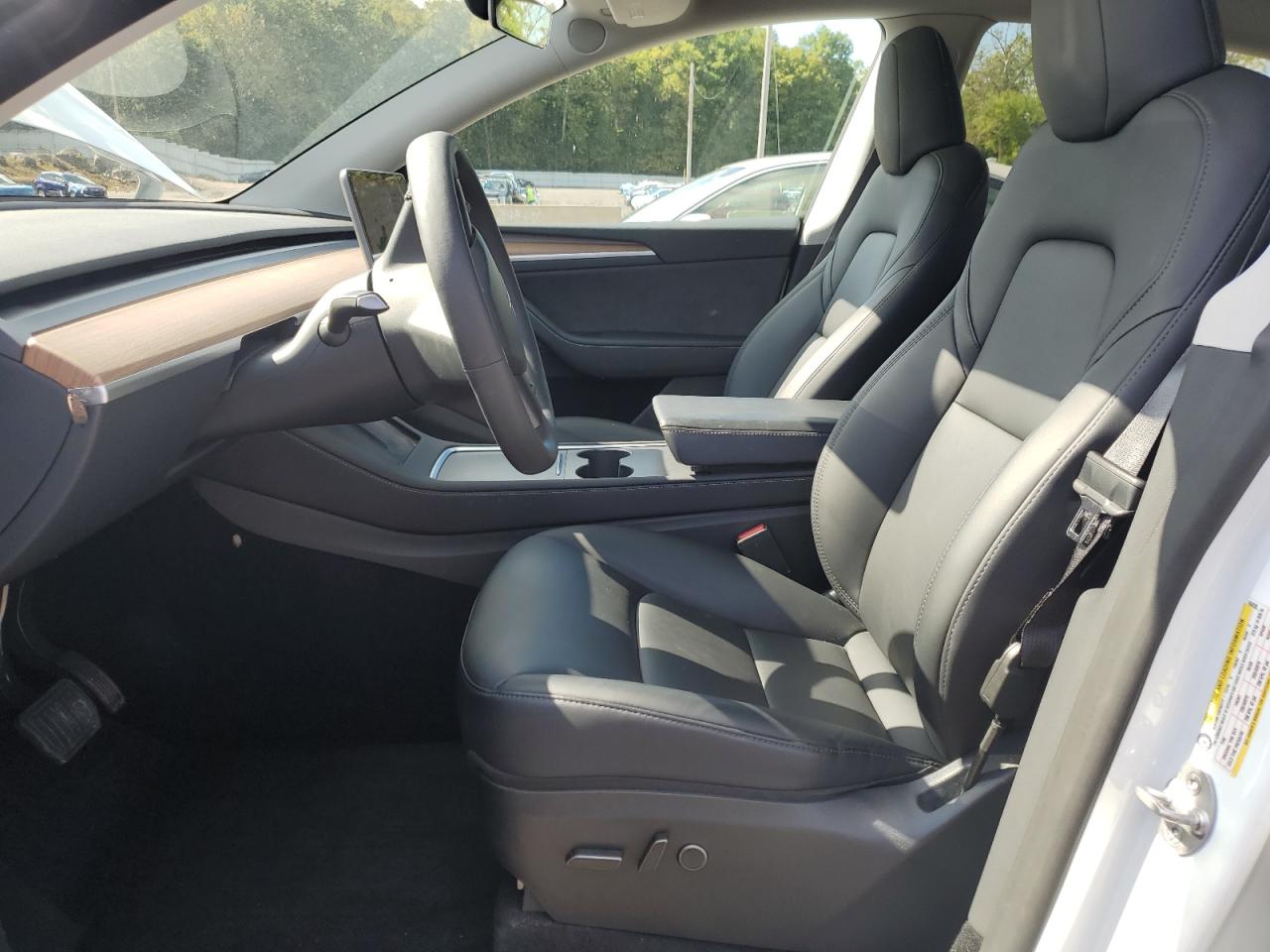 2023 Tesla Model Y VIN: 7SAYGDEE5PA166830 Lot: 83922485