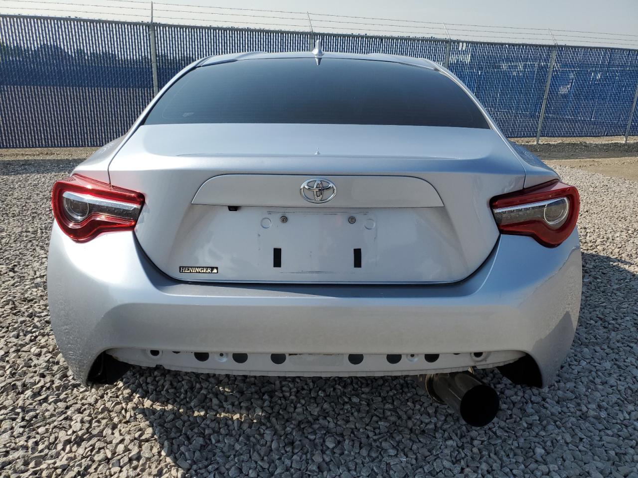 2017 Toyota 86 Base VIN: JF1ZNAA1XH9708503 Lot: 80881595