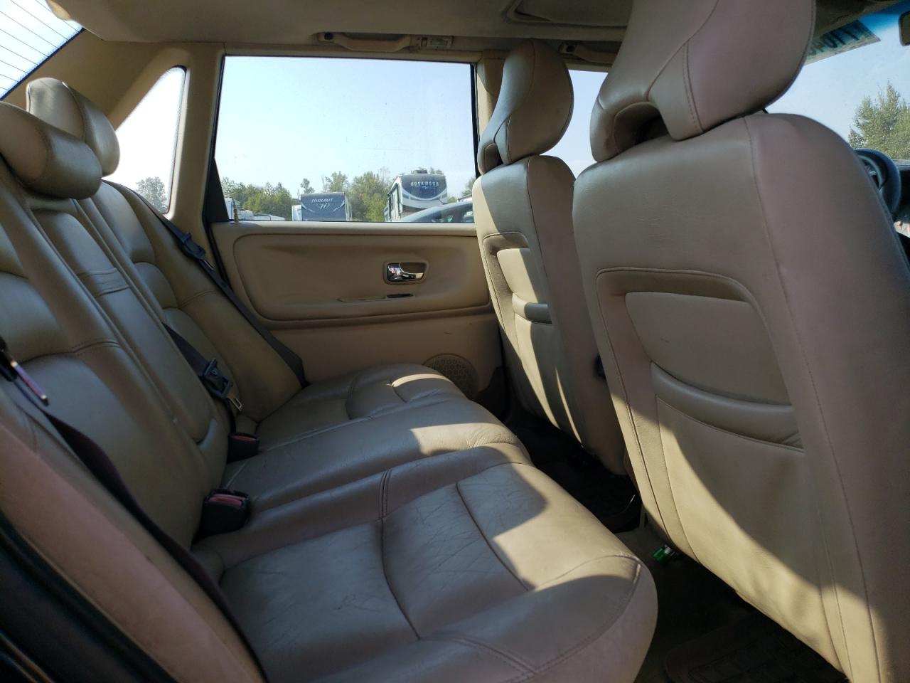 2000 Volvo S70 Base VIN: YV1LS61J0Y2673771 Lot: 71646545