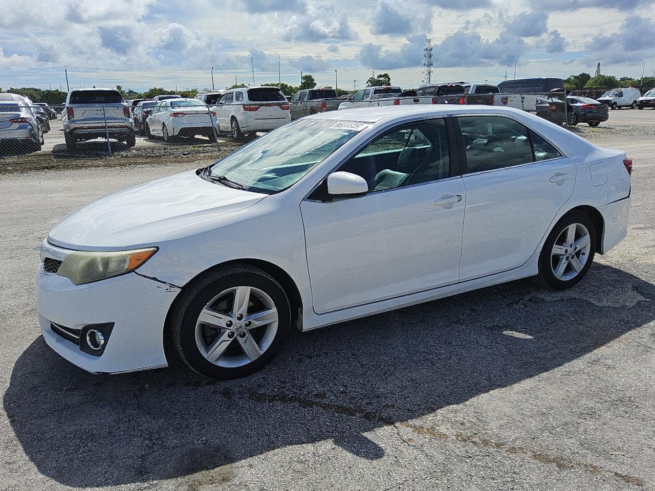 2014 Toyota Camry L