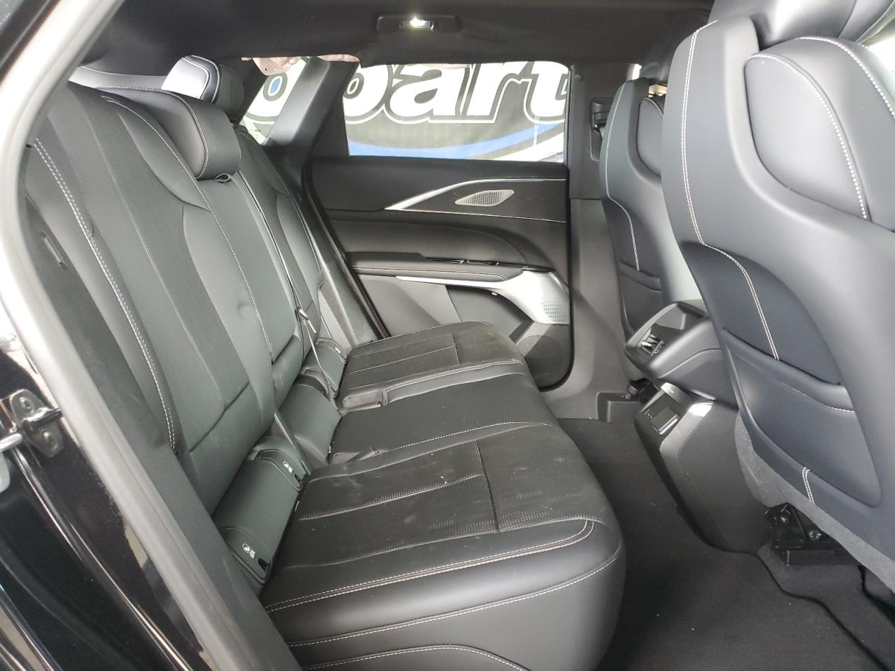 2024 Cadillac Lyriq Luxury VIN: 1GYKPRRKXRZ127953 Lot: 92885585