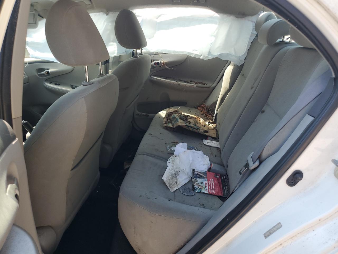 2010 Toyota Corolla Base VIN: 1NXBU4EE0AZ211052 Lot: 71869425