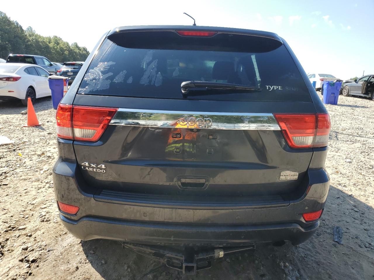2011 Jeep Grand Cherokee Laredo VIN: 1J4RR4GG5BC655726 Lot: 70852925