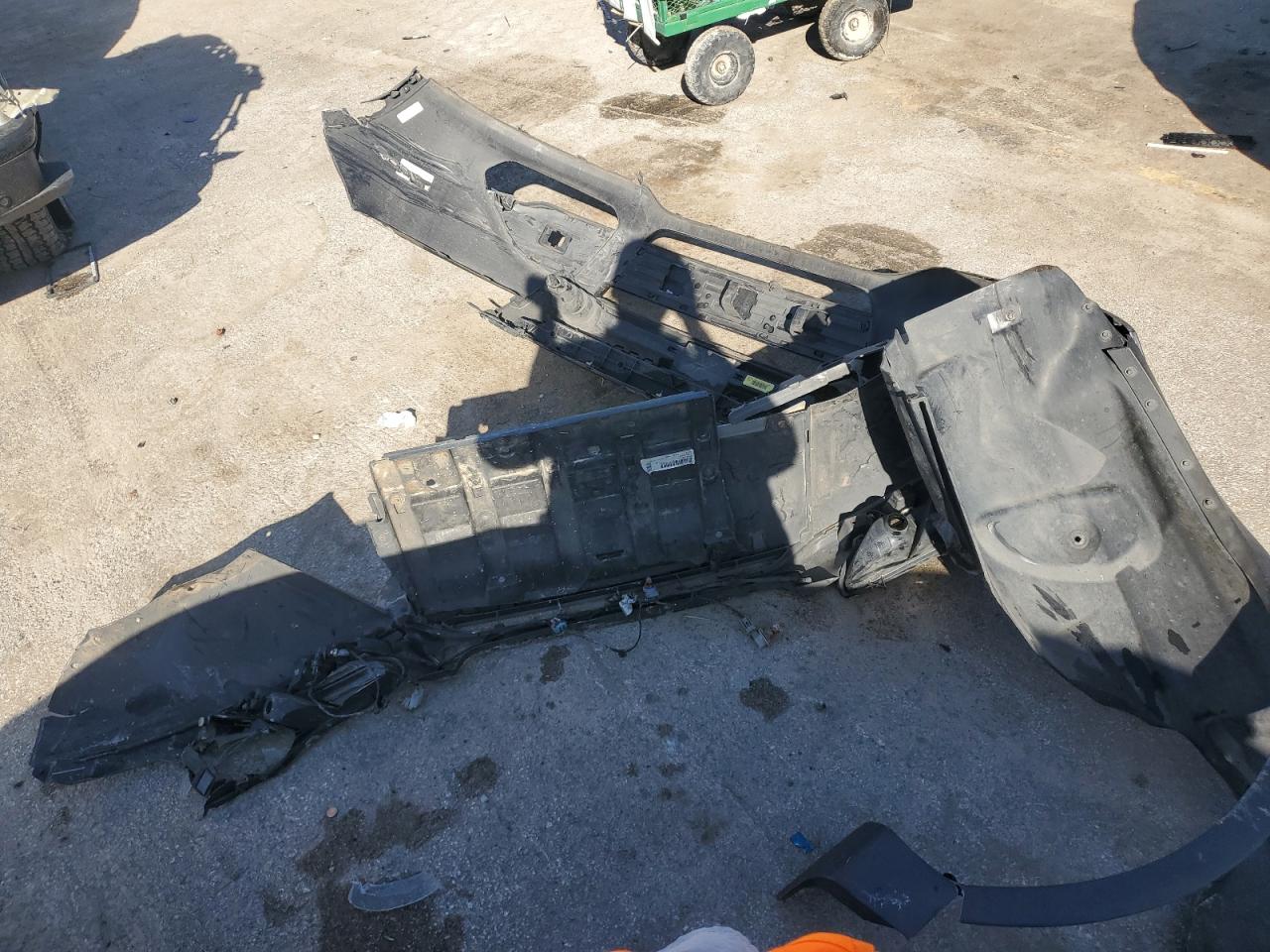 2015 Ford Escape Titanium VIN: 1FMCU0J97FUC78812 Lot: 84027535