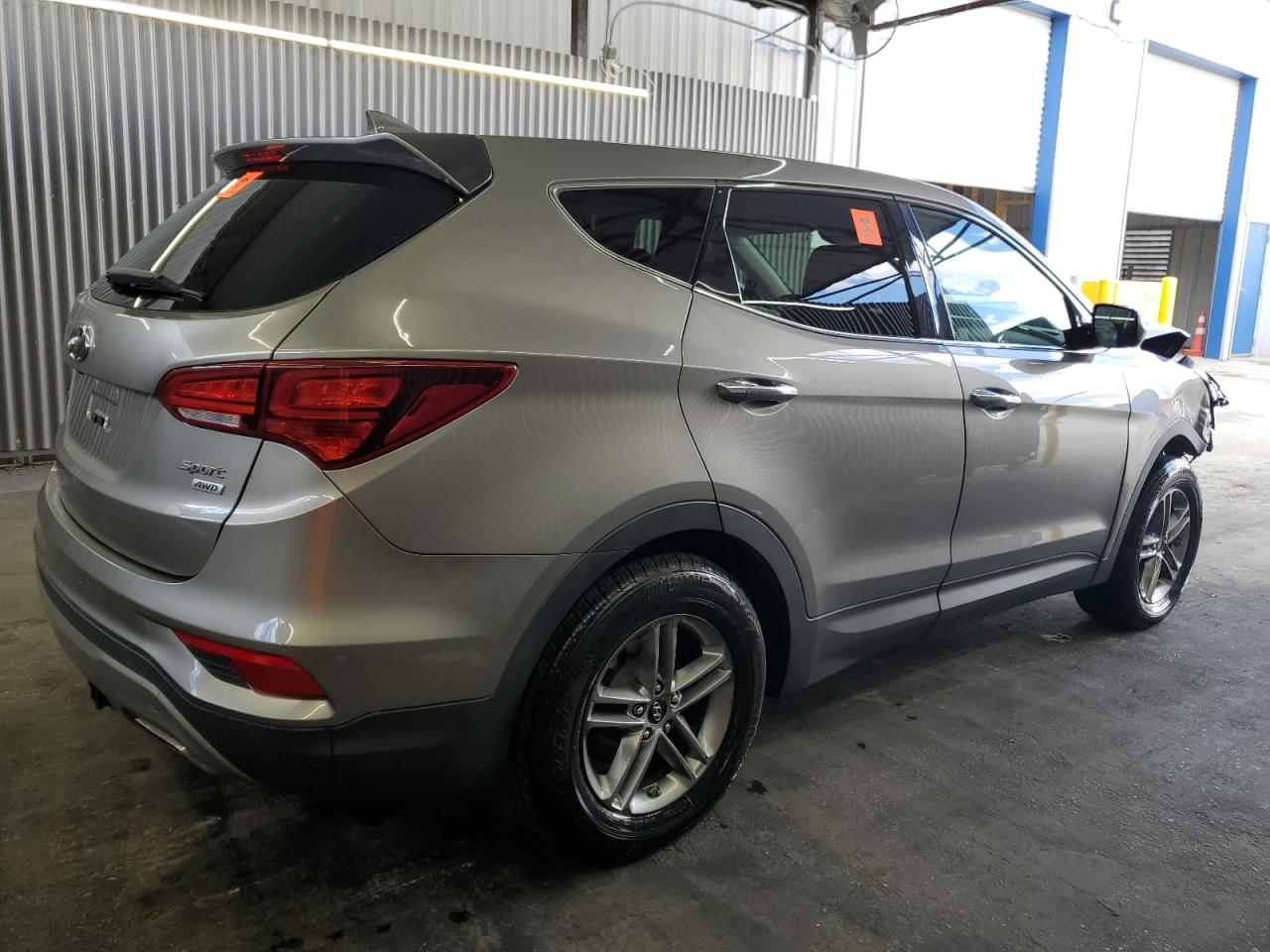 2017 Hyundai Santa Fe Sport VIN: 5XYZTDLB0HG403324 Lot: 81305655