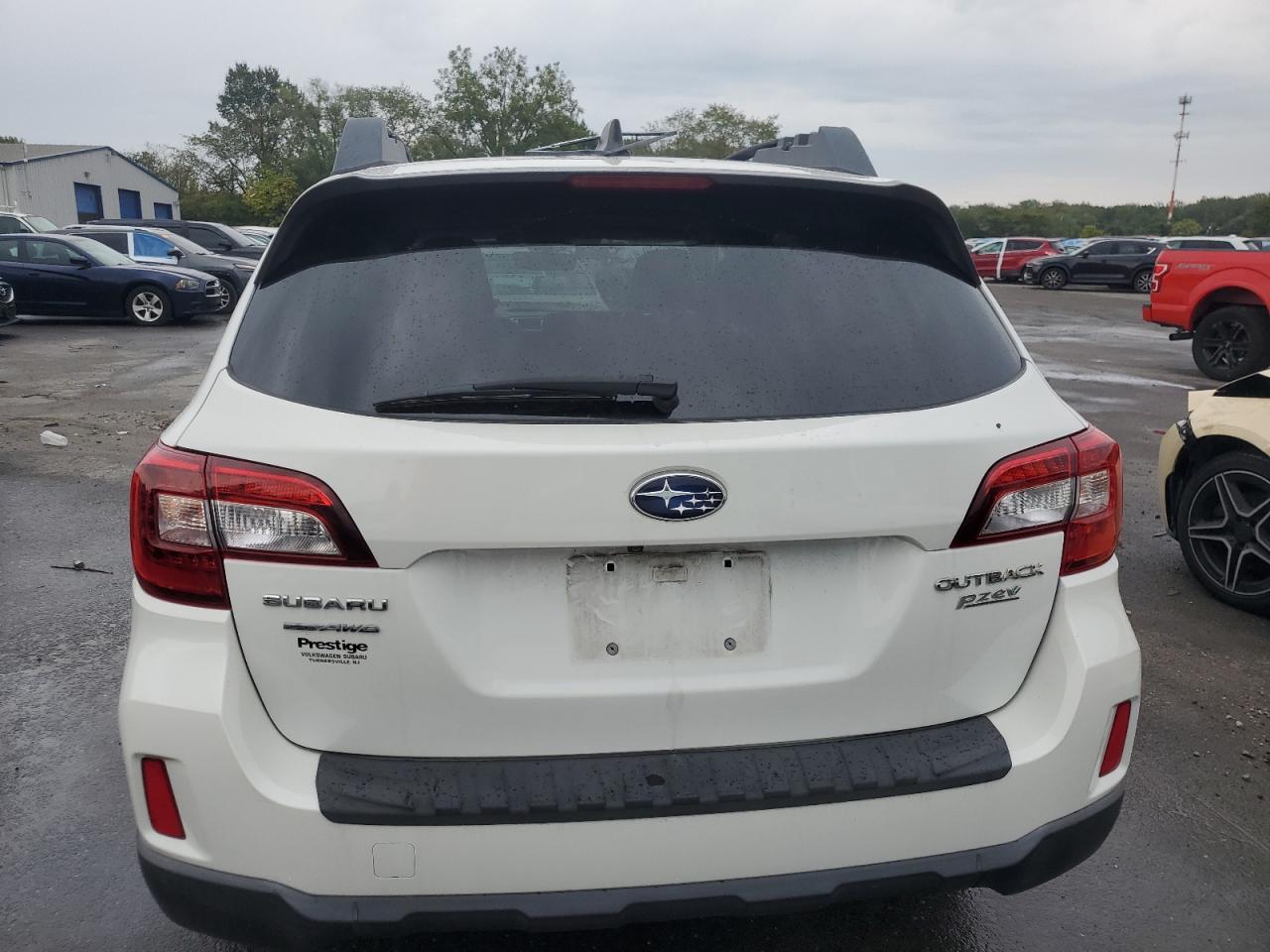 2017 Subaru Outback 2.5I Premium VIN: 4S4BSAFC8H3369947 Lot: 84247805