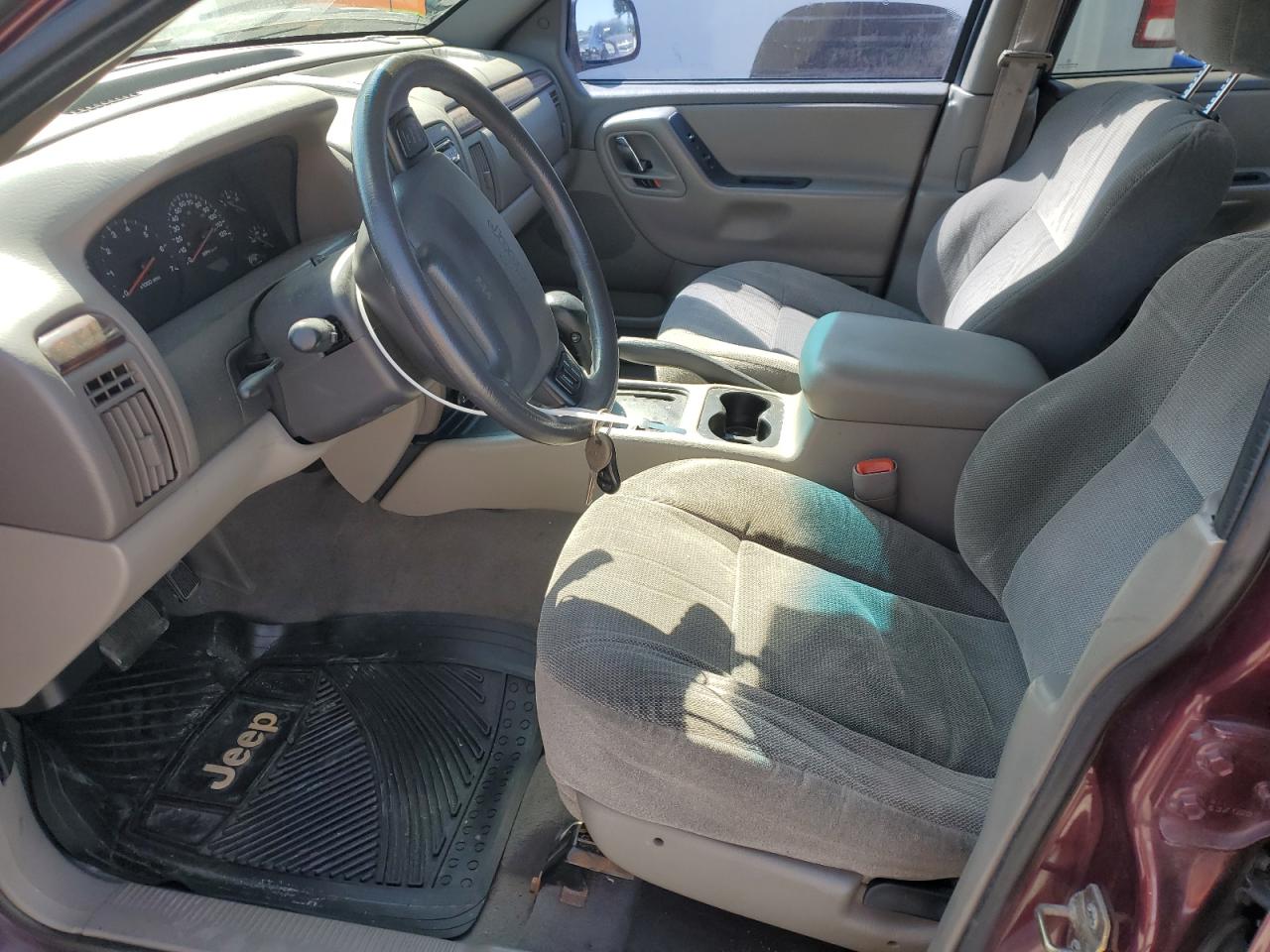 2000 Jeep Grand Cherokee Laredo VIN: 1J4GW48N6YC337619 Lot: 71611455