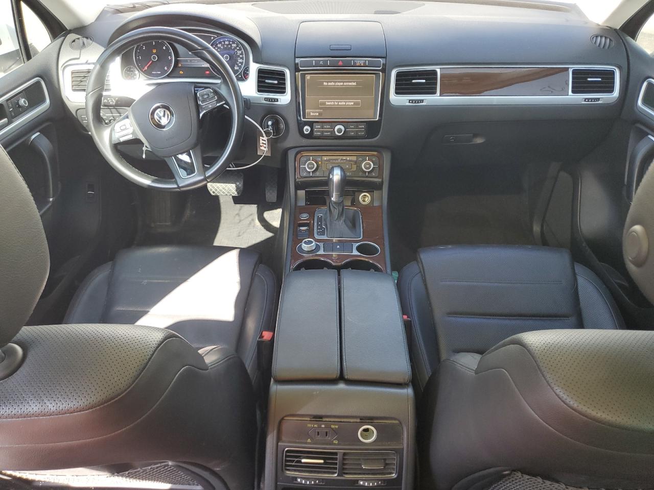 2016 Volkswagen Touareg Tdi VIN: WVGEP9BP6GD005928 Lot: 71256615
