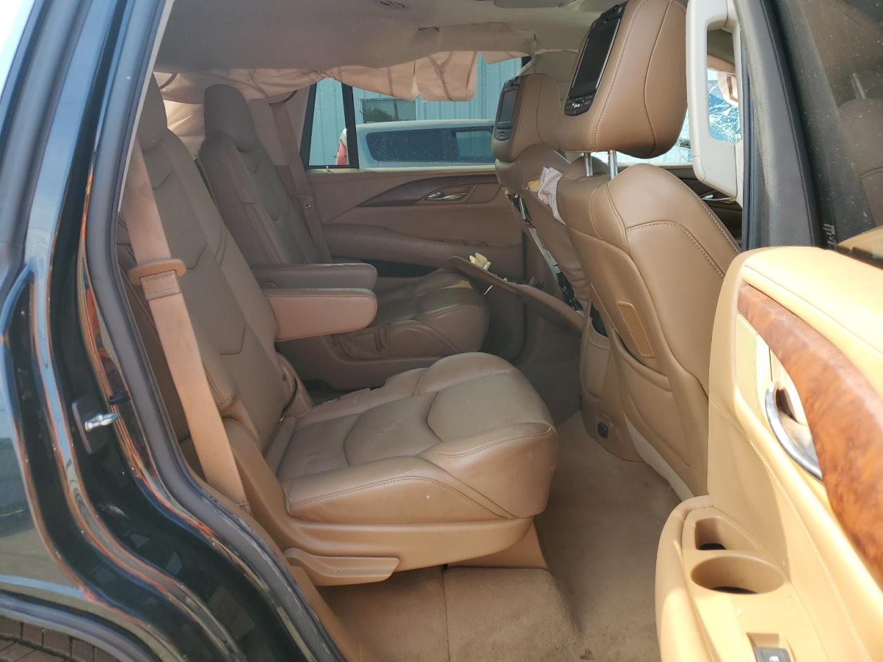 2016 Cadillac Escalade Platinum VIN: 1GYS4DKJ7GR396552 Lot: 80467095