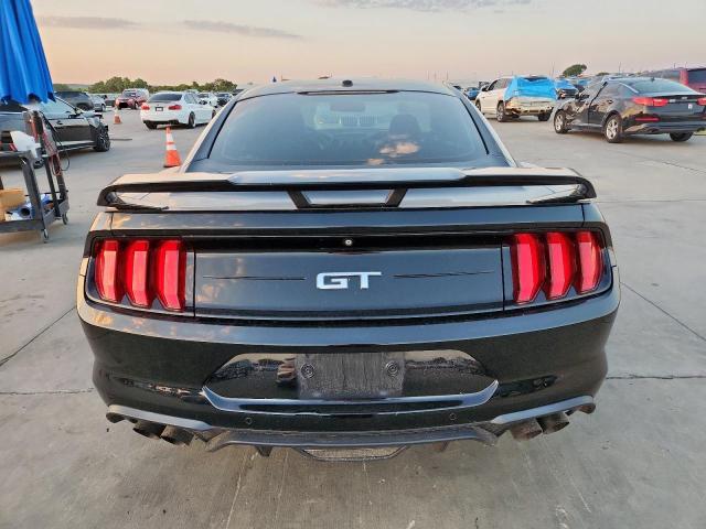  FORD MUSTANG 2019 Czarny