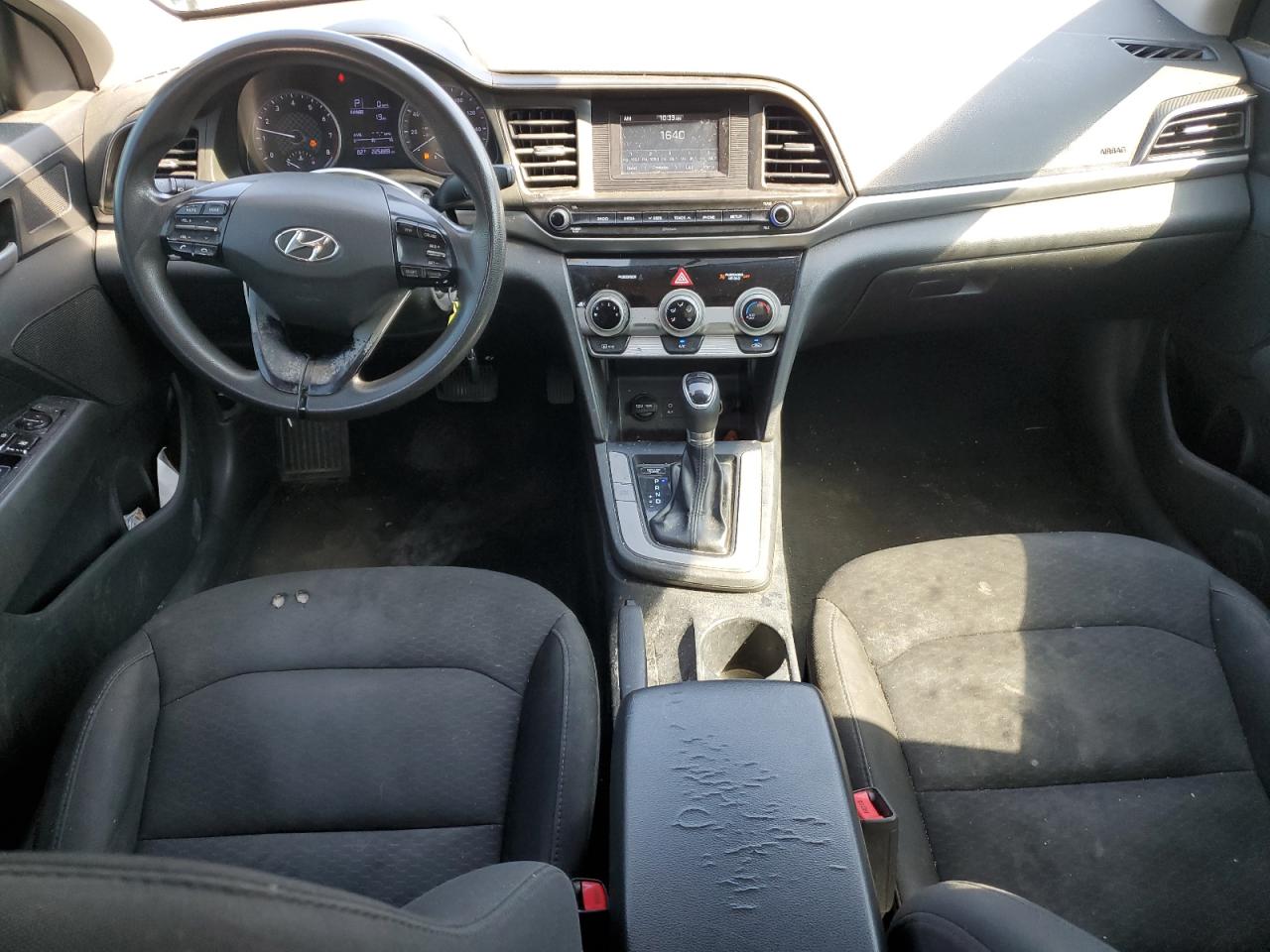 2019 Hyundai Elantra Se VIN: 5NPD74LF8KH482615 Lot: 71641425