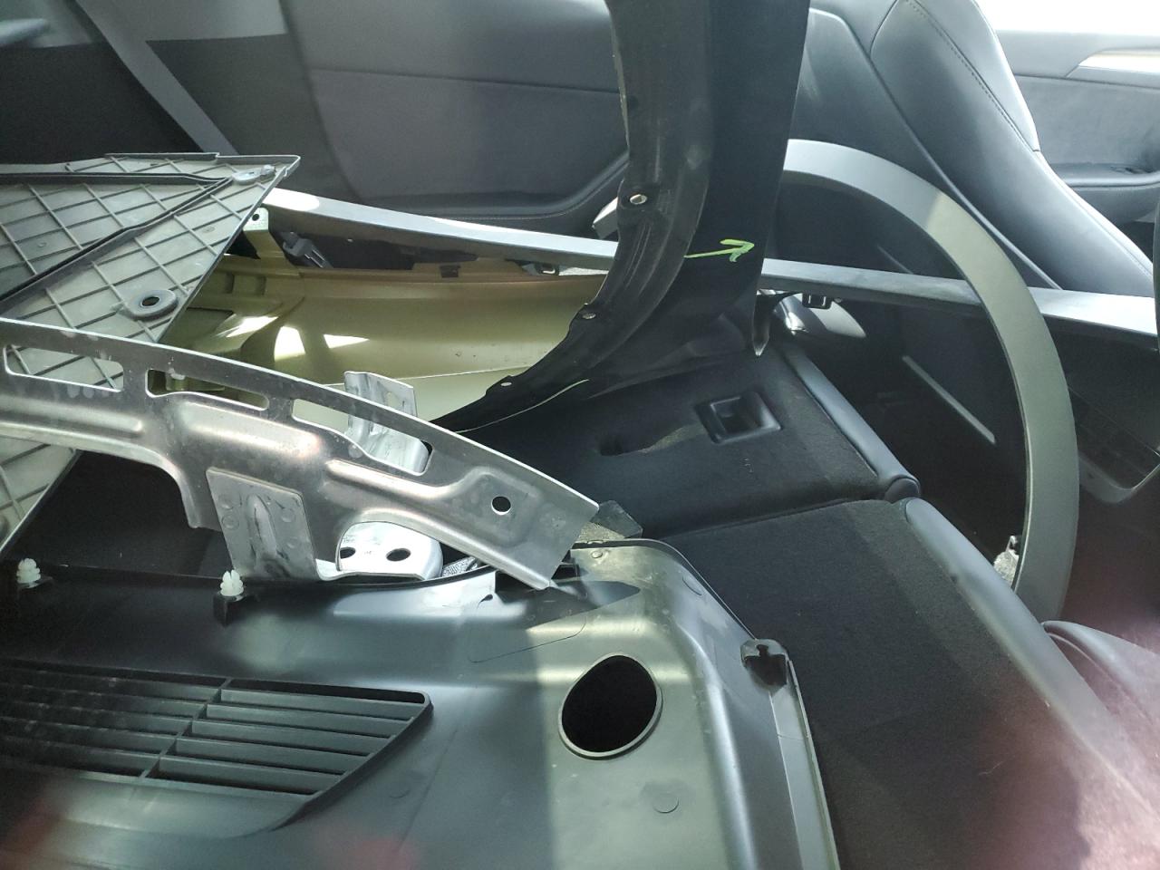 2023 Tesla Model Y VIN: 7SAYGDEE8PA050456 Lot: 71989715