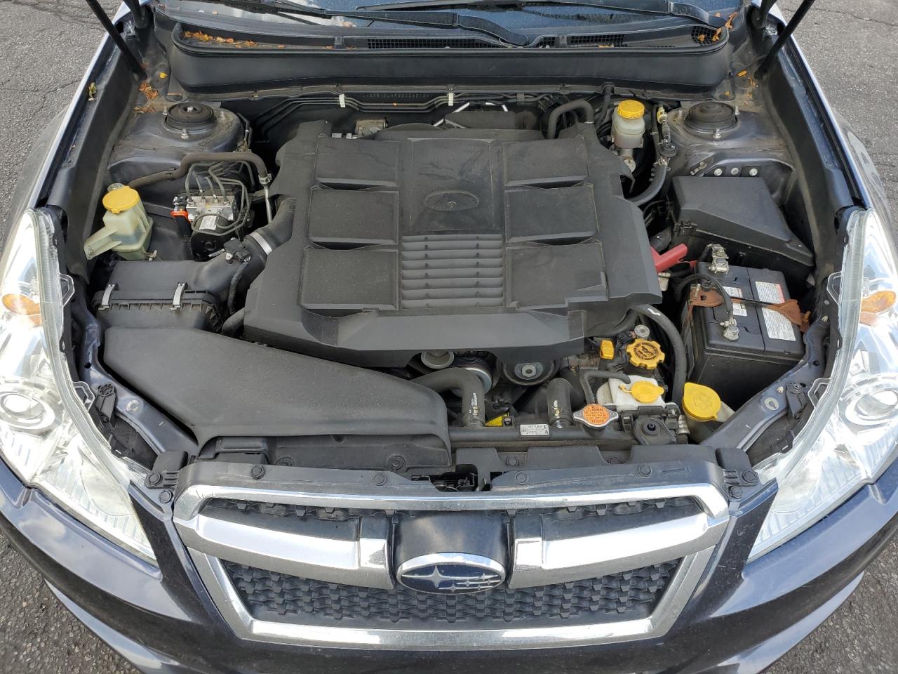 2014 Subaru Legacy 3.6R Limited VIN: 4S3BMDL69E2028573 Lot: 71901905