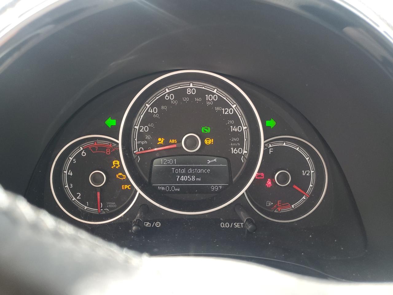 2018 Volkswagen Beetle S VIN: 3VWFD7AT8JM714020 Lot: 80937865