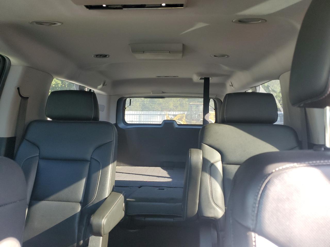 2018 GMC Yukon Xl K1500 Slt VIN: 1GKS2GKC4JR301701 Lot: 81380125