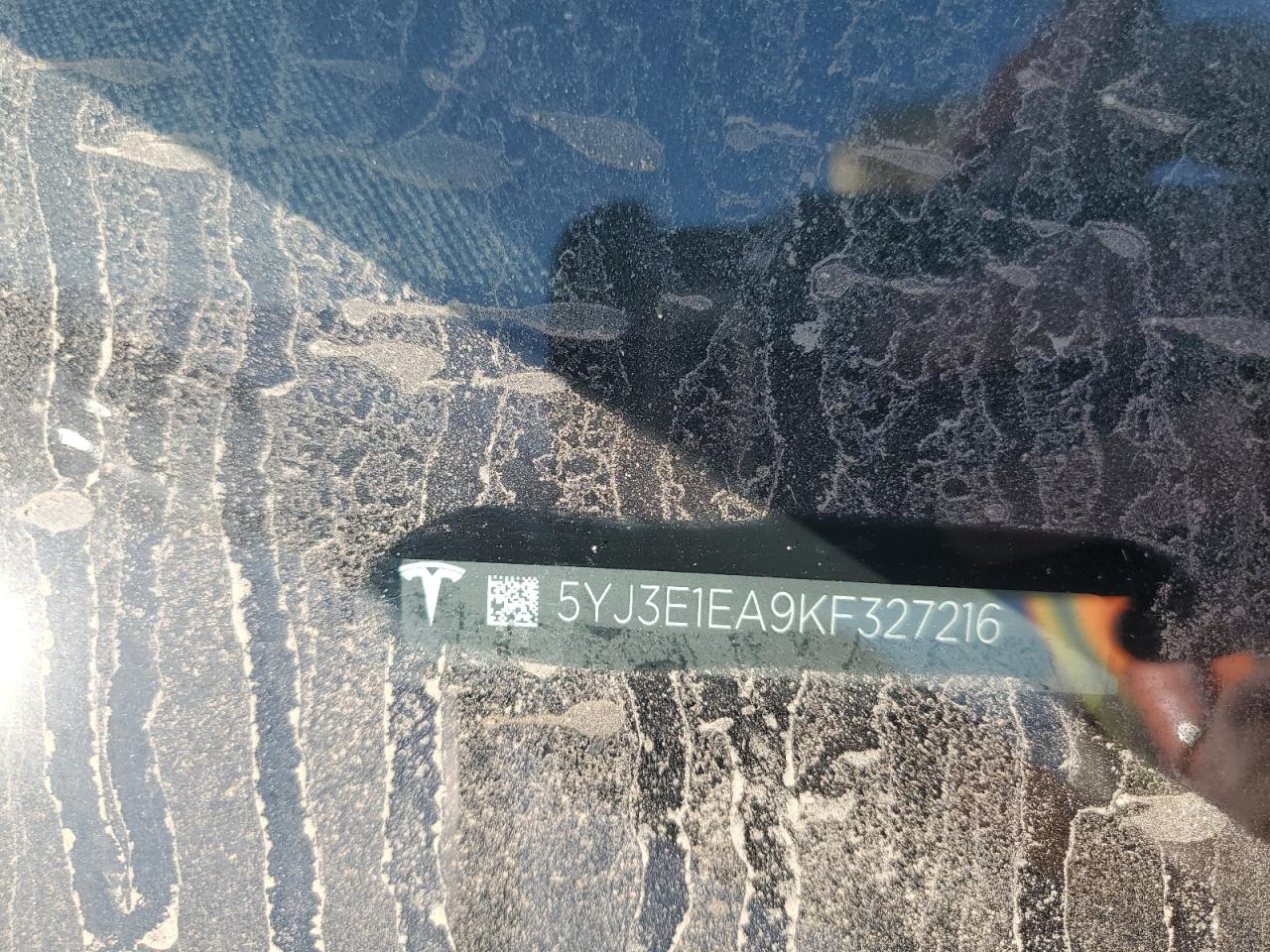2019 Tesla Model 3 VIN: 5YJ3E1EA9KF327216 Lot: 84443195