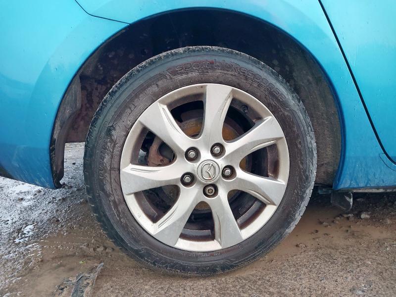 2009 MAZDA 3 TS2 