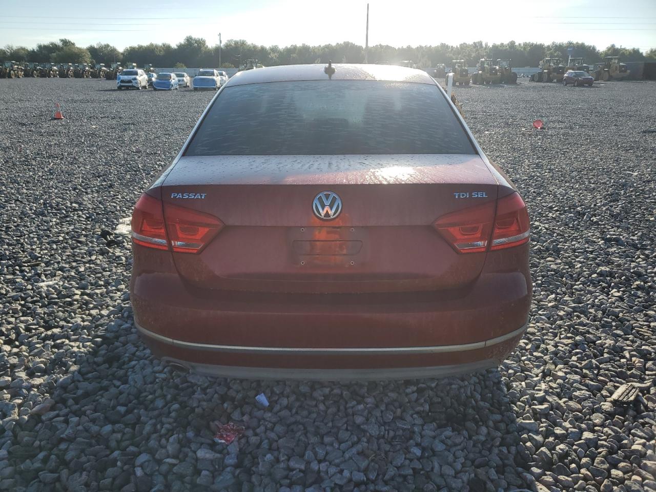 2015 Volkswagen Passat Sel VIN: 1VWCV7A30FC066570 Lot: 83989745