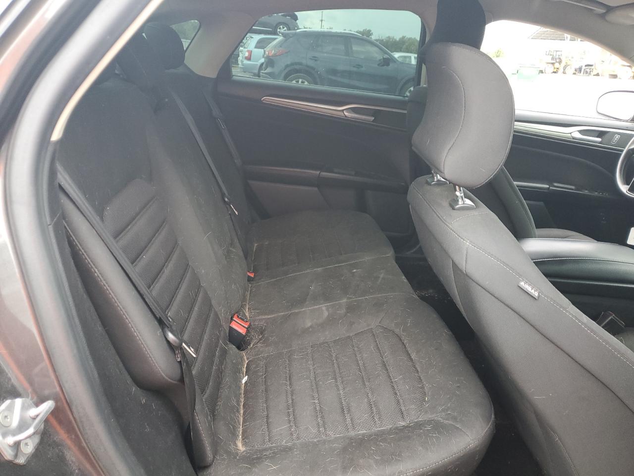 2019 Ford Fusion Se VIN: 3FA6P0LU8KR167431 Lot: 72078235