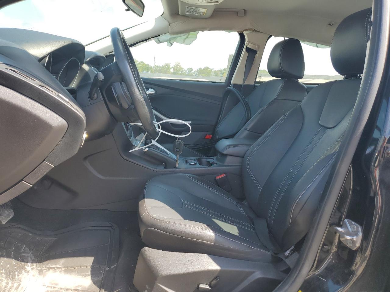 2014 Ford Focus Se VIN: 1FADP3K22EL299080 Lot: 83931525