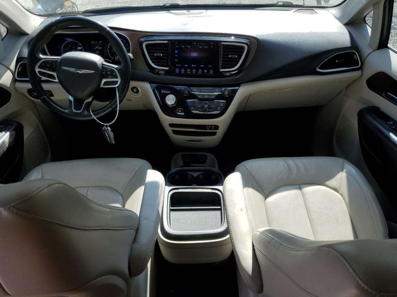 2017 Chrysler Pacifica Touring L VIN: 2C4RC1BG0HR507786 Lot: 70844705