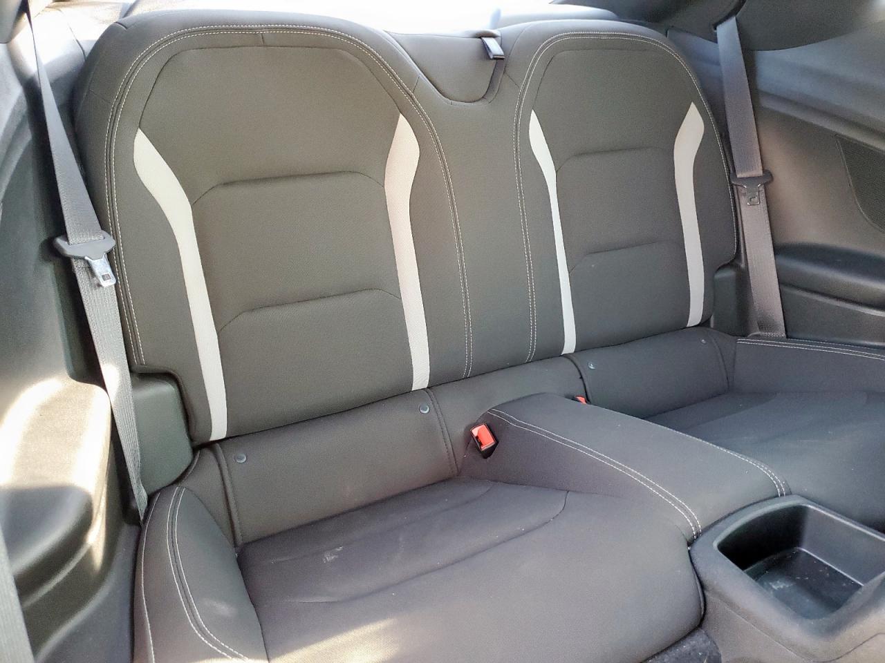 2018 Chevrolet Camaro Lt VIN: 1G1FB1RS6J0132463 Lot: 71439985