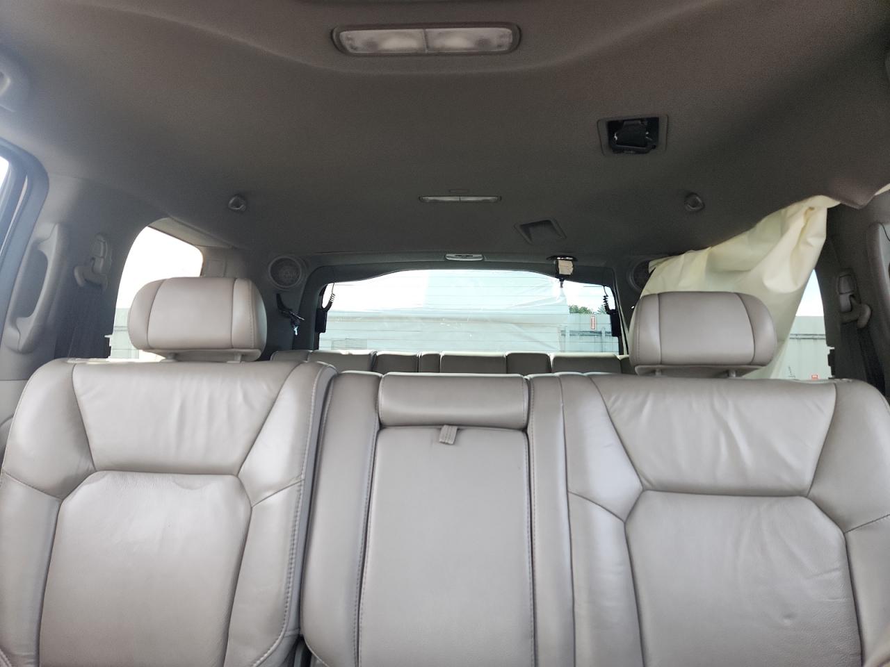 2011 Honda Pilot Touring VIN: 5FNYF3H94BB029768 Lot: 71886275