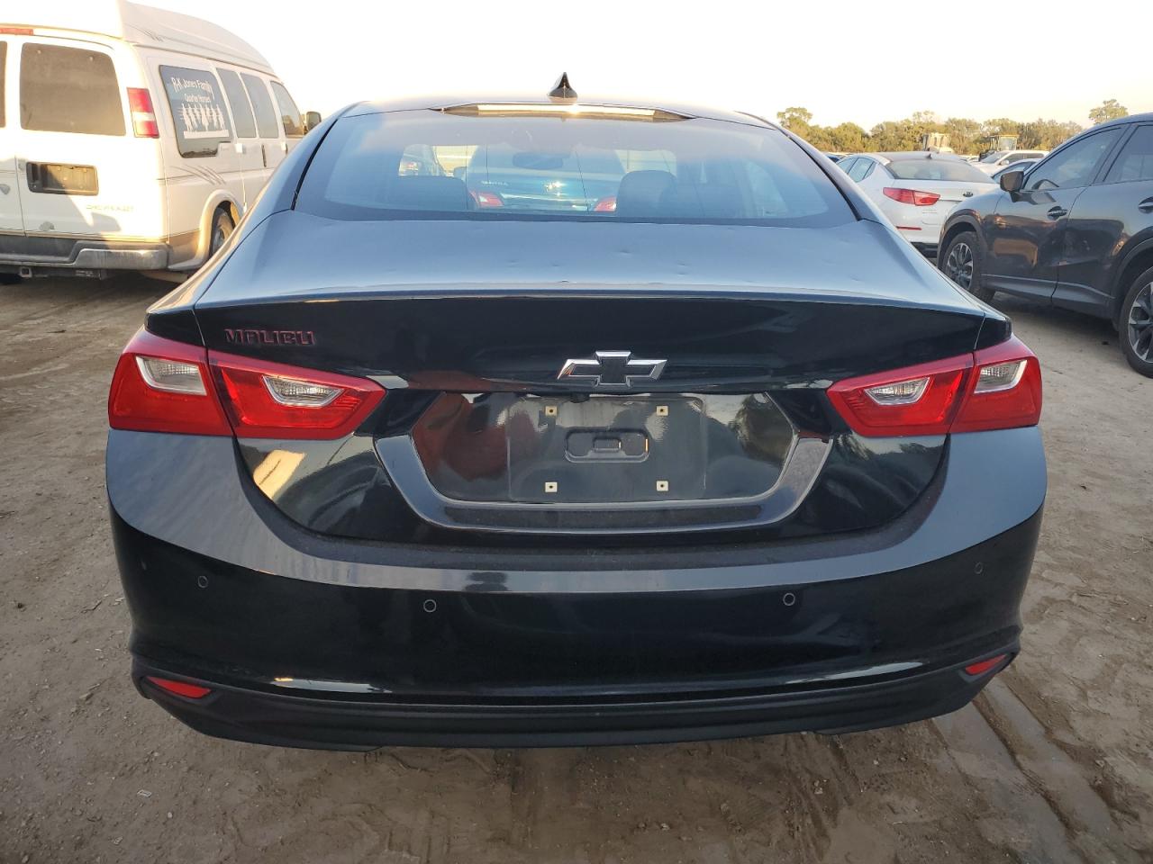 2018 Chevrolet Malibu Lt VIN: 1G1ZD5ST6JF235509 Lot: 81151325