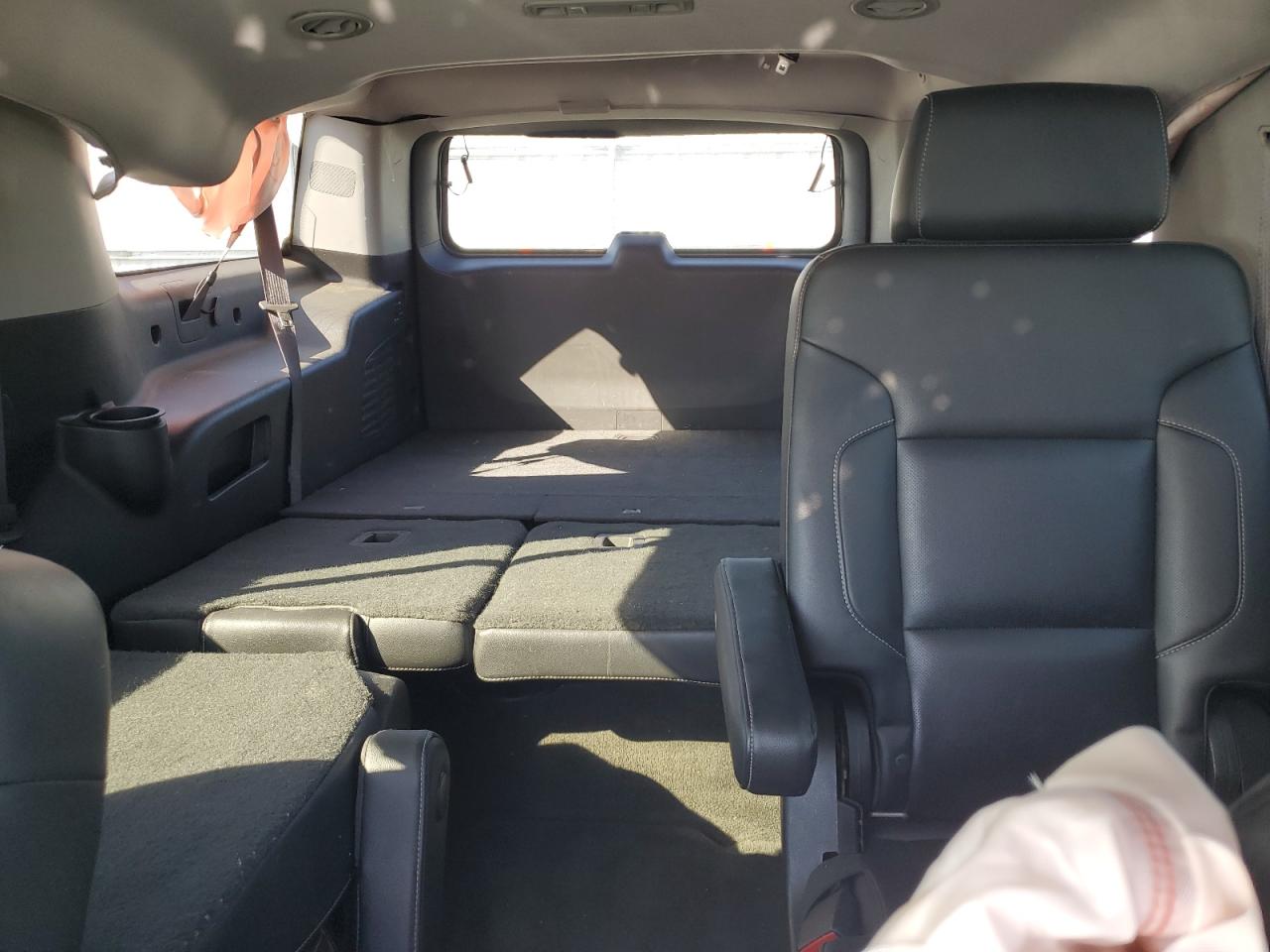 2015 GMC Yukon Xl K1500 Slt VIN: 1GKS2HKC2FR126832 Lot: 81646885