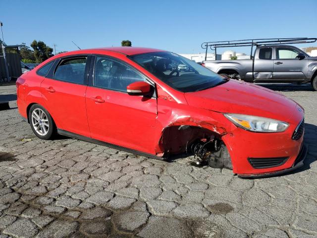  FORD FOCUS 2016 Красный