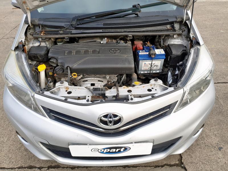2013 TOYOTA YARIS SR VVT-I 