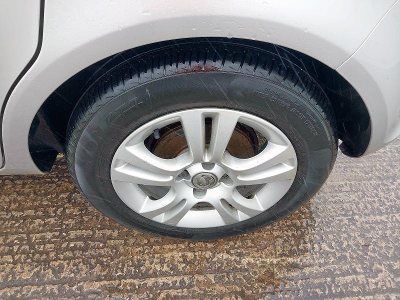 2011 VAUXHALL CORSA EXCLUSIV