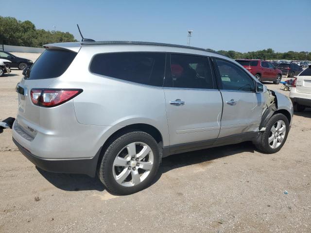  CHEVROLET TRAVERSE 2017 Серебристый