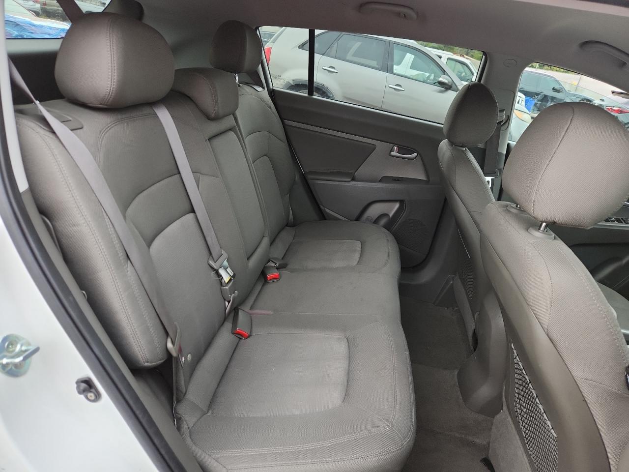 2013 Kia Sportage Base VIN: KNDPB3A21D7367190 Lot: 81717655