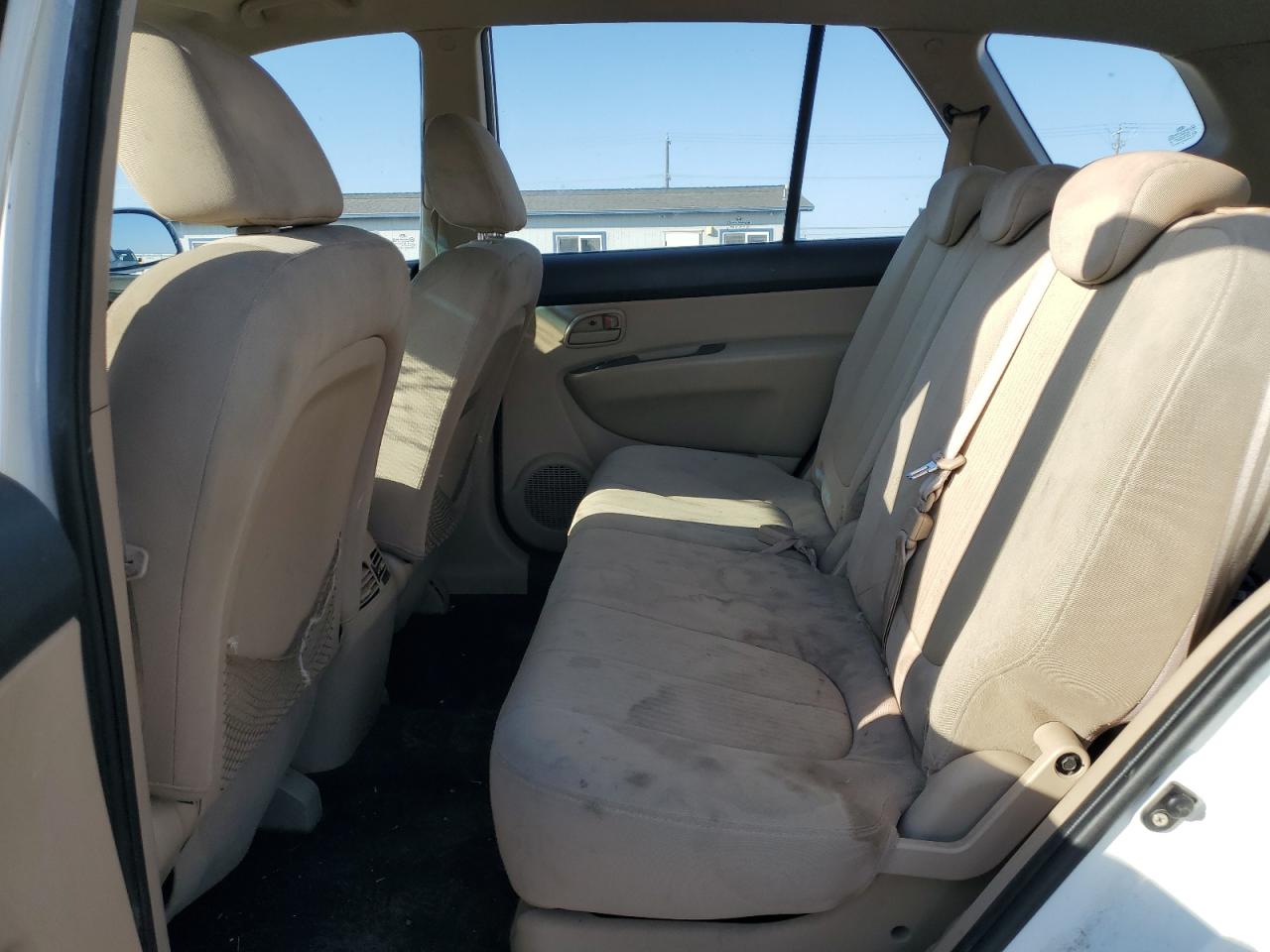2009 Kia Rondo Base VIN: KNAFG528797266249 Lot: 84621685